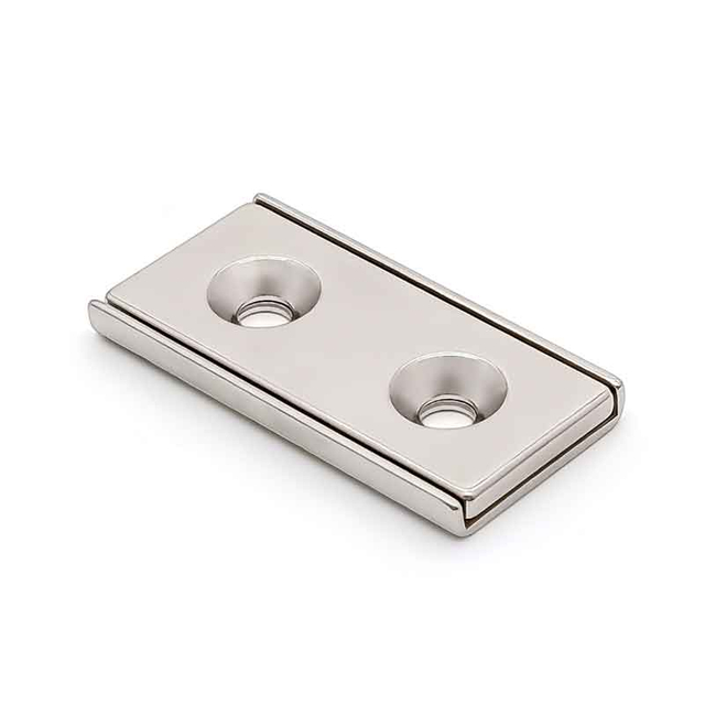 Giá xuất xưởng Nam châm vĩnh cửu đất hiếm giá rẻ 20kg30kg Lực mạnh Khối hình dạng Lỗ chìm đôi Nam châm kênh NdFeB